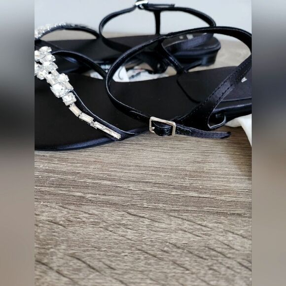 NEW ZARA WOMEN’S EMBELLISHED FLAT SANDALS INSATIN EFFECT FABRIC WITH THIN STRAPS - Picture 3 of 5